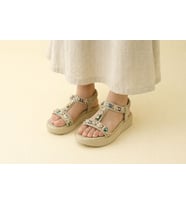 Trendyshose 9658 Taşlı Rahat Taban Sandalet (Bej)