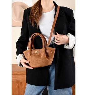 Yeni Sezon Kilit Detaylı Süet&Nubuk Uzun Askılı Trend Mini Çanta (14x27) (Taba)