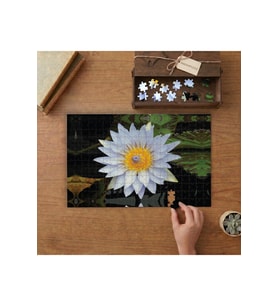 Beyaz Nilüfer Çiçeği Tasarımı 240 parça Ahşap Puzzle Ahşap Kutuda MP06335