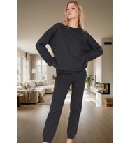 Pamuklu Waffle Pijama Takımı Rahatlık ve Şıklık Bir Arada Uzun Ömürlü Rahat Kullanım (Füme)