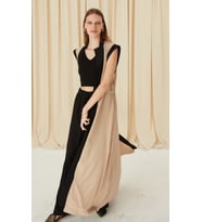LADY IN - BEJ/SİYAH/HAKİ HAKİM YAKA TASARIM UZUN KAFTAN (Bej)