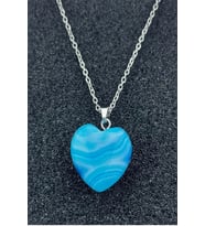 Doğal Taş Kalp Kolye ( Ortalama 2 cm Uzunluk 2 cm Genişlik )