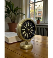 Time Art 25 x 20 Eskitme Metal Masa Saati (Kahverengi Açık)