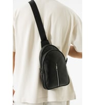 Hakiki Deri Unisex Omuz Çanta  Unisex Çanta  Hakiki Deri Bodybag  Gerçek Deri Tek Kol Freebag (Siyah)