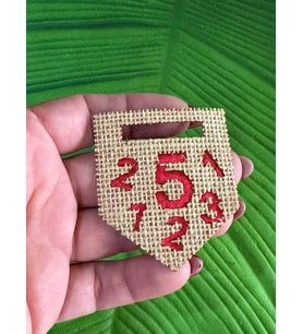 6X5 CM ÜTÜ İLE YAPIŞAN HASIR KIRMIZI 5 RAKAMI ARMA