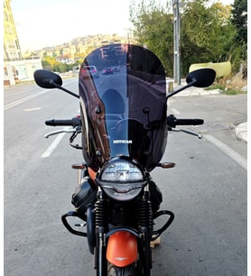 MOTOCAM Moto Guzzi V7 Stone Ön Cam 2021-2023 Model 53cm Siyah Renkli 4mm APARATSIZ