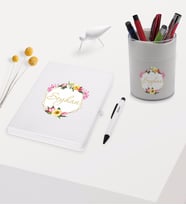 BK Gift Kişiye Özel Çiçek Tasarımlı Beyaz Defter Kalem ve Kalemlik Hediye Seti - Model 9