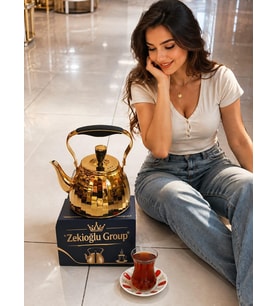 Zekioğlu 2 Litre Altın Gold Paslanmaz Çelik Çaydanlık Aynalı Gövde Ergonomik Sap 5 Katmanlı Kapsül Taban İTHAL DEMLİK ÇAYDANLIK