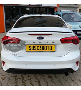 Ford Focus 4 2018 ve Sonrası Sedan Uyumlu Bagaj Üstü Spoiler Bagaj Çıtası Piano Black Parlak Siyah