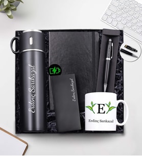 Kişiye Özel 580 ML Bardaklı Siyah Çelik Termos & 32 gb Usb Siyah Kalem & Siyah Defter & 10000mAh Siyah Powerbank & Yaprak Detaylı İsim Kupa Hediye Seti