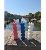 ÇOK KALPLİ 3'LÜ HEDİYELİK DEKORATİF HOŞ KOKULU SOYA WAX MUM (MAVİ + BEYAZ + PEMBE RENKLİ)