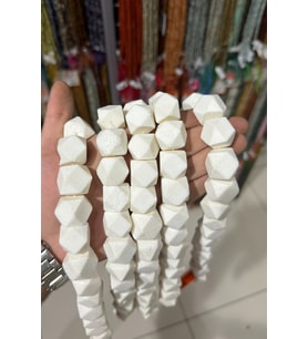 Mercan Doğal Taş Beyaz Pütürlü Kare Özel Kesim 20x20mm Dizi