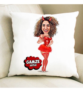 Kişiye Özel Tatlı Cadı Karikatürlü Yastık