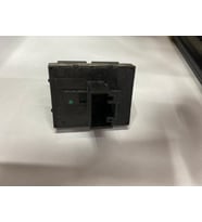 CADDY 2004-2020 SOL CAM DÜĞMESİ -ORJ-