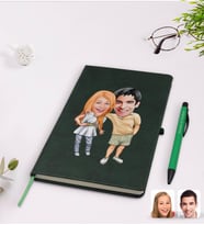 BK Gift Kişiye Özel Sevgililer Karikatürlü Yeşil Termo Deri Defter Kalem Seti Model 98