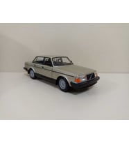 Volvo 240 Gl Gold Metallic 1:24 Ölçek Model Araba(ÖZEL PLAKALI)