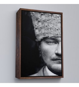 Çerçeveli Atatürk Portre Tablosu Mustafa Kemal Atatürk Dikdörtgen Dekoratif Kanvas Tablo (Siyah)