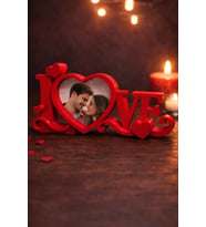 LOVE Yazılı Kalpli Fotoğraf Çerçevesi Kişiye Özel Romantik Masaüstü Dekor Sevgiliye Hediye
