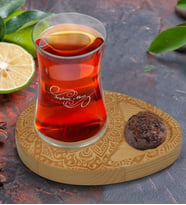 BK Gift Kişiye Özel Retro Motif Tasarımlı Doğal Ahşap Tabaklı Heybeli Çay Bardağı Sunum Seti Model 9