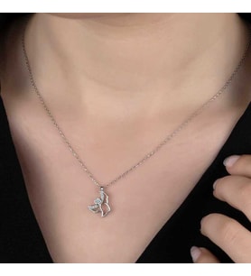 Swarovski Taşlı Gümüş Melek Bayan Kolye