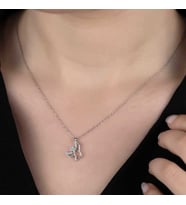 Swarovski Taşlı Gümüş Melek Bayan Kolye