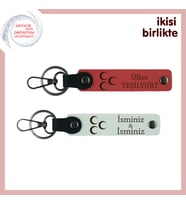 Üç Hilal Deri Anahtarlık Set – Milli Ruhla Hazırlanmış Kişisel Hediye, Nar Çiçeği-Beyaz