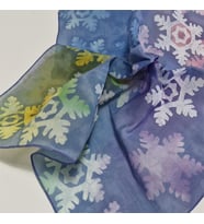 Mavi Mum batik Küçük pamuklu Fular , El boyaması, tasarım, hediyelik Fular, Moli Tasarım