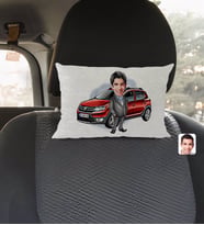 BK Gift Kişiye Özel Plakalı Erkek Dacia Sandero Karikatürlü Dikdörtgen Araç Koltuk Yastığı-1