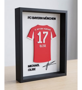 Riva Self Michael Olise FC Bayern München 3D Duvar Tablosu - 17 Numara İmzalı Dekoratif Çerçeve