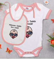 BK Kids Mekanın Sahibi Yeni Geldi Tasarımlı Pembe Bebek Body Zıbın ve Mama Önlüğü Hediye Seti-1