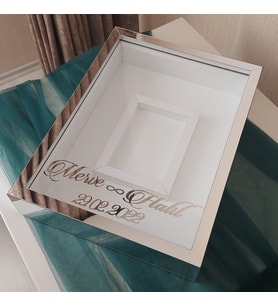 30x40 Cm Gümüş Pleksi Kaplı Fotoğraf Alanlı Model Tasarım Gül Kutusu Anı Çerçevesi! Ayna Çerçeve!(Fotoğraf Hediye)