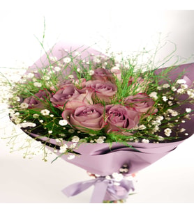 LİLA BUKET KAGIDINDA LİLA GÜL