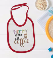 BK Kids Mommy Needs Her Coffe Tasarımlı Kırmızı Bebek Mama Önlüğü-1