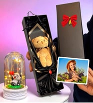 Kişiye Özel Fotoğraflı Kutuda Kahve Peluş Ayıcık ve Led Işıklı Biblolu Fanus (Model 8)