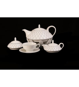 THUN STUDIO GALAXY 19 parça ÇAY TAKIMI 6 kisilik ÇEKOSLAVAKYADAN İTHAL EDİLMİŞTİR.