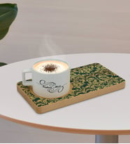 BK Gift Kişiye Özel Retro Motif Tasarımlı Doğal Ahşap Tabaklı Seramik Fincan Sunum Seti  Model 8
