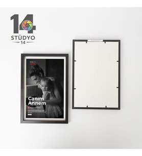 Stüdyo 14 Kişiye Özel Fotoğraflı Çerçeveli Tablo – Fotoğraf , Başlık ve Mesaj Özelleştirmeli Dekoratif Hediye