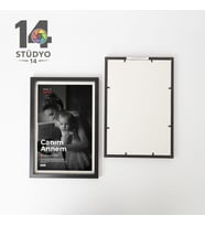 Stüdyo 14 Kişiye Özel Fotoğraflı Çerçeveli Tablo – Fotoğraf , Başlık ve Mesaj Özelleştirmeli Dekoratif Hediye