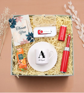 Kişiye Özel Harf Baskılı Süblimasyon Fincan & Eyüp Sabri Tuncer Mini Kolonya & Özel Kutulu Touch Pen & 32Gb Usb Bellek Hediye Seti (Kırmızı)