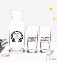 BK Gift Kişiye Özel Renkli Baskılı Rakıdan İyi Geldiğin Gün Tasarımlı İkili Rakı Bardağı ve Karaf Hediye Seti-1 (Model 1)