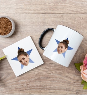 Kişiye Özel Mavi Yıldız Kafa Fotoğraflı Siyah Kupa ve Bardak Altlığı