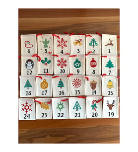Benzersiz El Boyalı Advent Takvimi Pamuklu Bağcıklı Çantalar