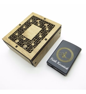Wings İsme Özel Tuğra Kabartmalı Mat Siyah Gazlı Metal Çakmak  Ahşap Hediyelik Kutusunda