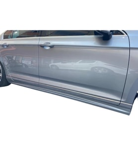 Vw Passat b8 R Line (2015 - 2022) Yan Marşpiyel Seti (Plastik)