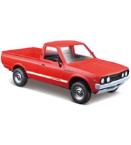 Maisto 1973 Datsun 620 Pick Up 1:24 Model Araba