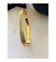 GOLD RENK ZİNCİR FİGÜRLÜ ÇELİK KELEPÇE BİLEKLİK 316L4359