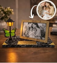 Kişiye Özel Karakalem Fotoğraflı Siyah Masa Lambası (Model 1)