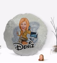 BK Gift Kişiye Özel İsimli Kadın Muhasebeci Karikatürlü Yuvarlak Dekoratif Kırlent Yastık-1