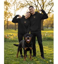 Sevgililer Günü Özel Rottweiler Figürlü Unisex Siyah Hoodie – Köpekli Çiftler İçin Minimal Baskılı Kapüşonlu Sweatshirt