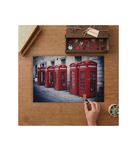 Kırmızı Telefon Kulübeleri Tasarımı 240 parça Ahşap Puzzle Ahşap Kutuda MP01248